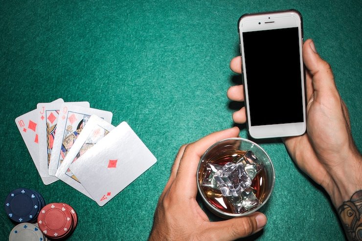 777pub App mein kya khulta hai